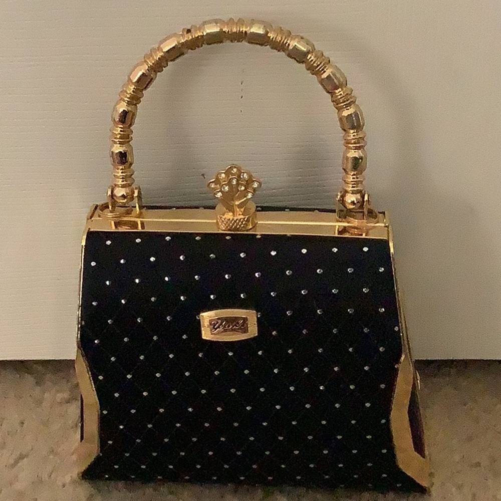 Cute black pocket book. Gently used